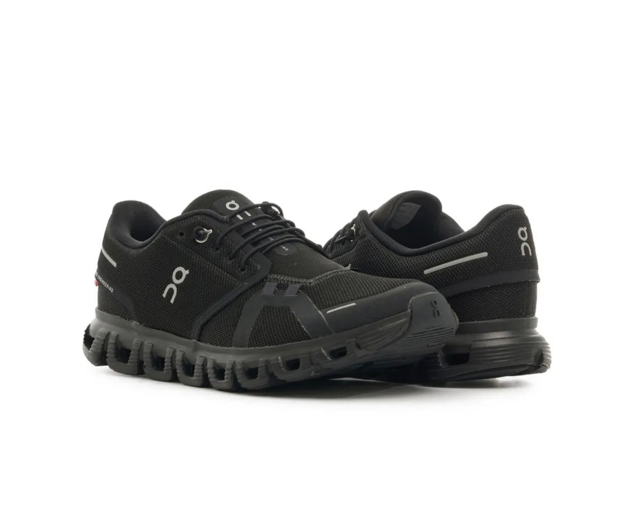On Cloud 6 Triple Black