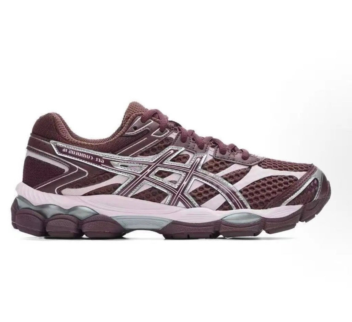 Asics GEL-Kayano berry