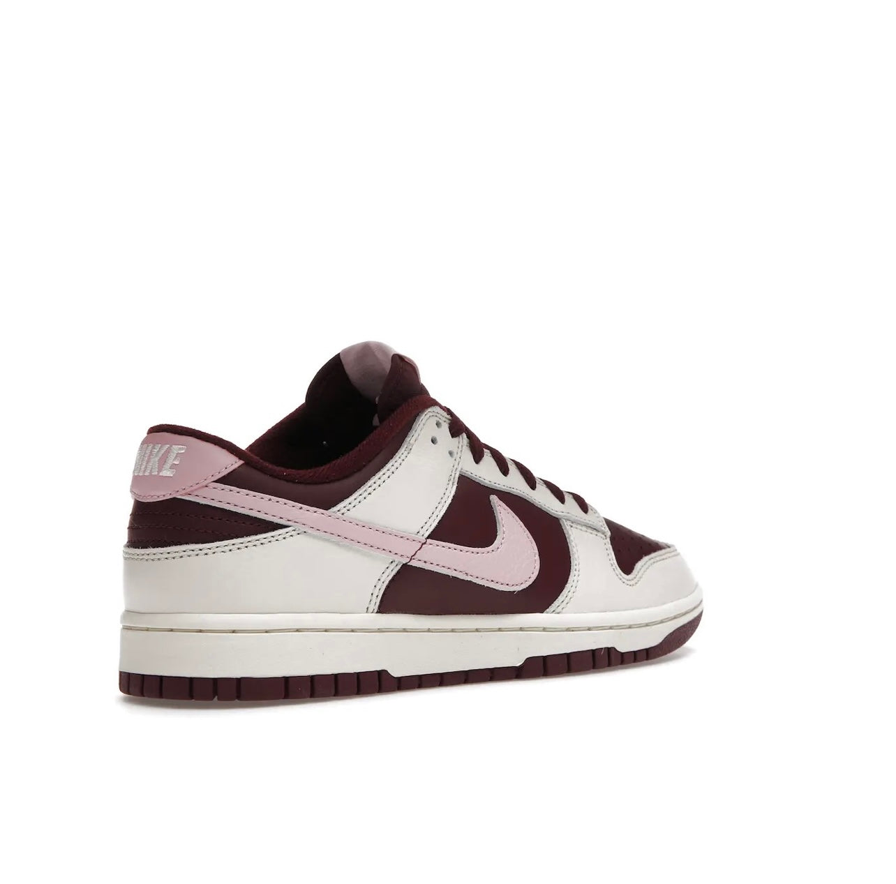 Nike Dunk Low Retro PRM יום האהבה (2023)