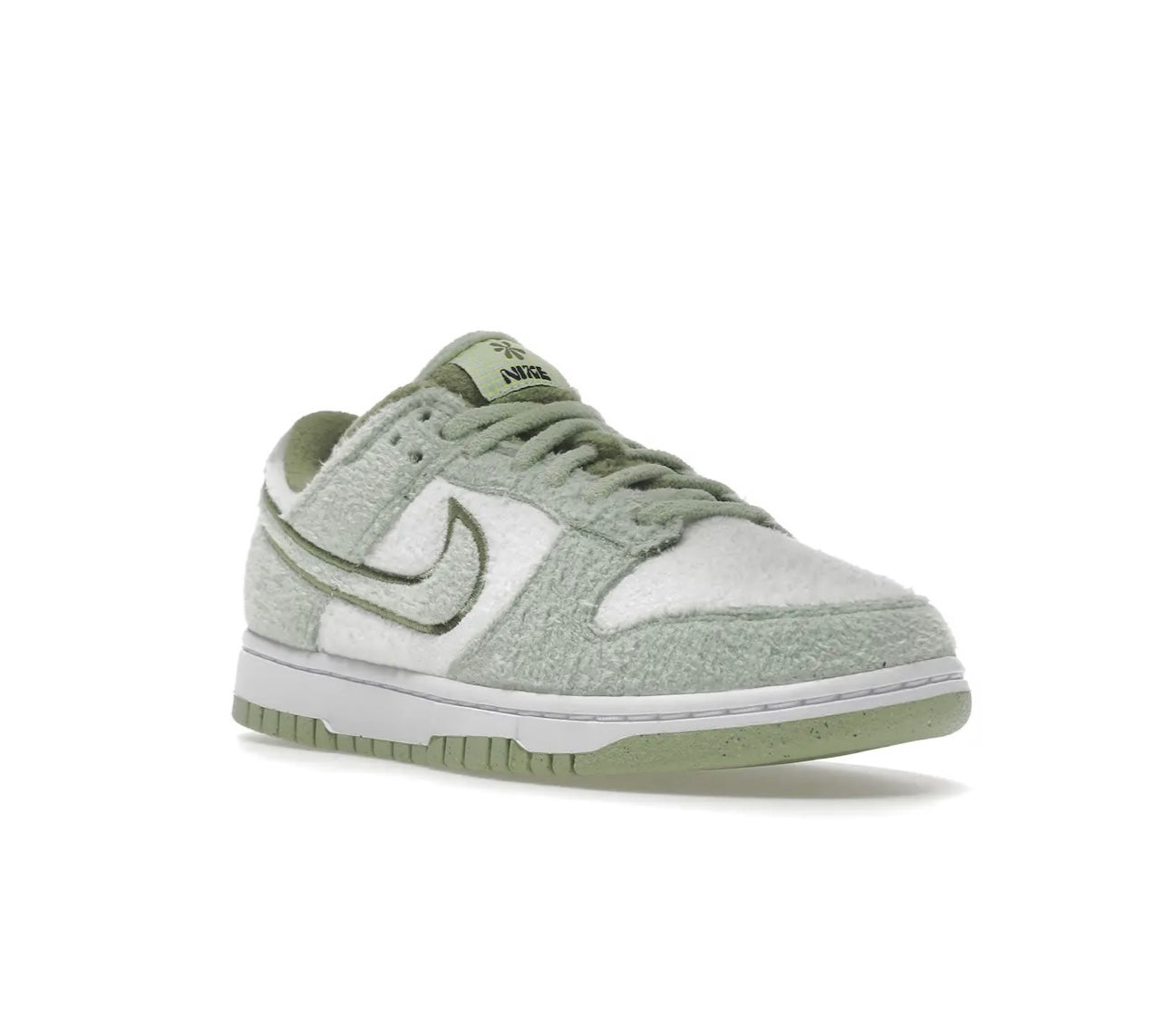 Nike Dunk Low SE Fleece Pack