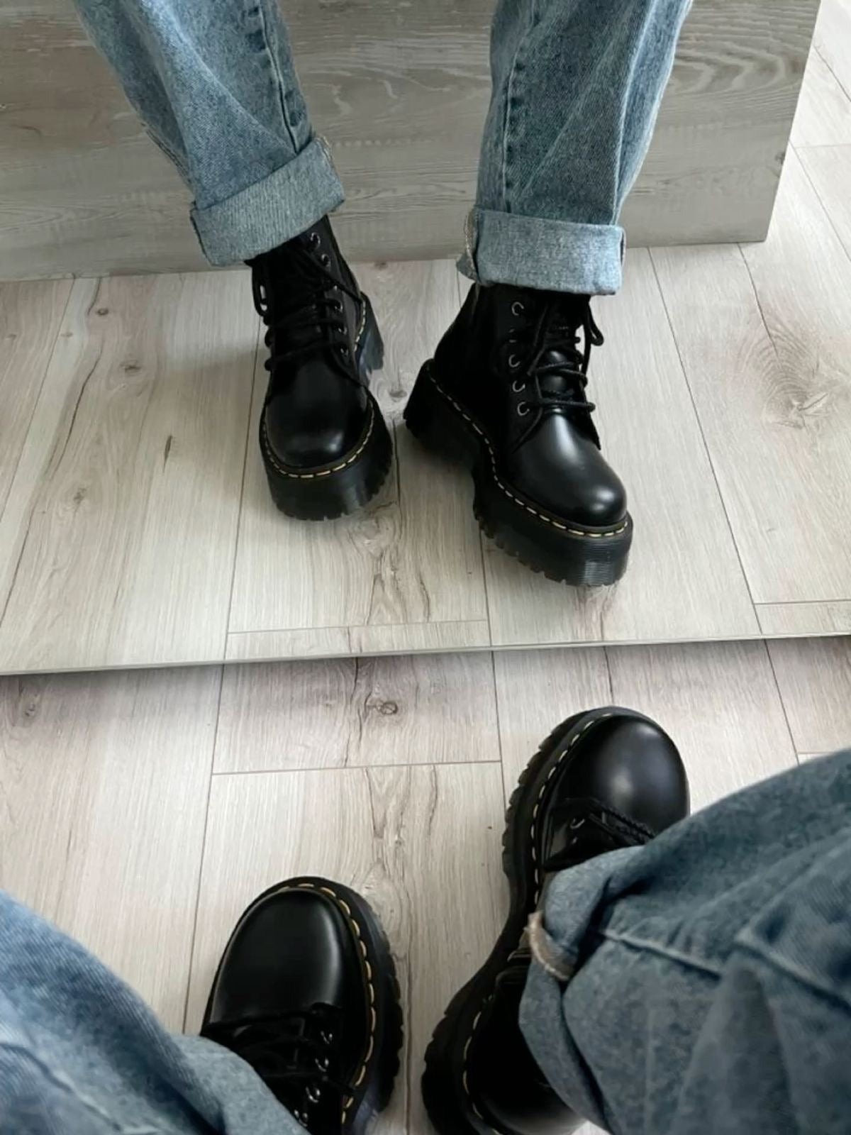Doctor Martens Boots Platform Black