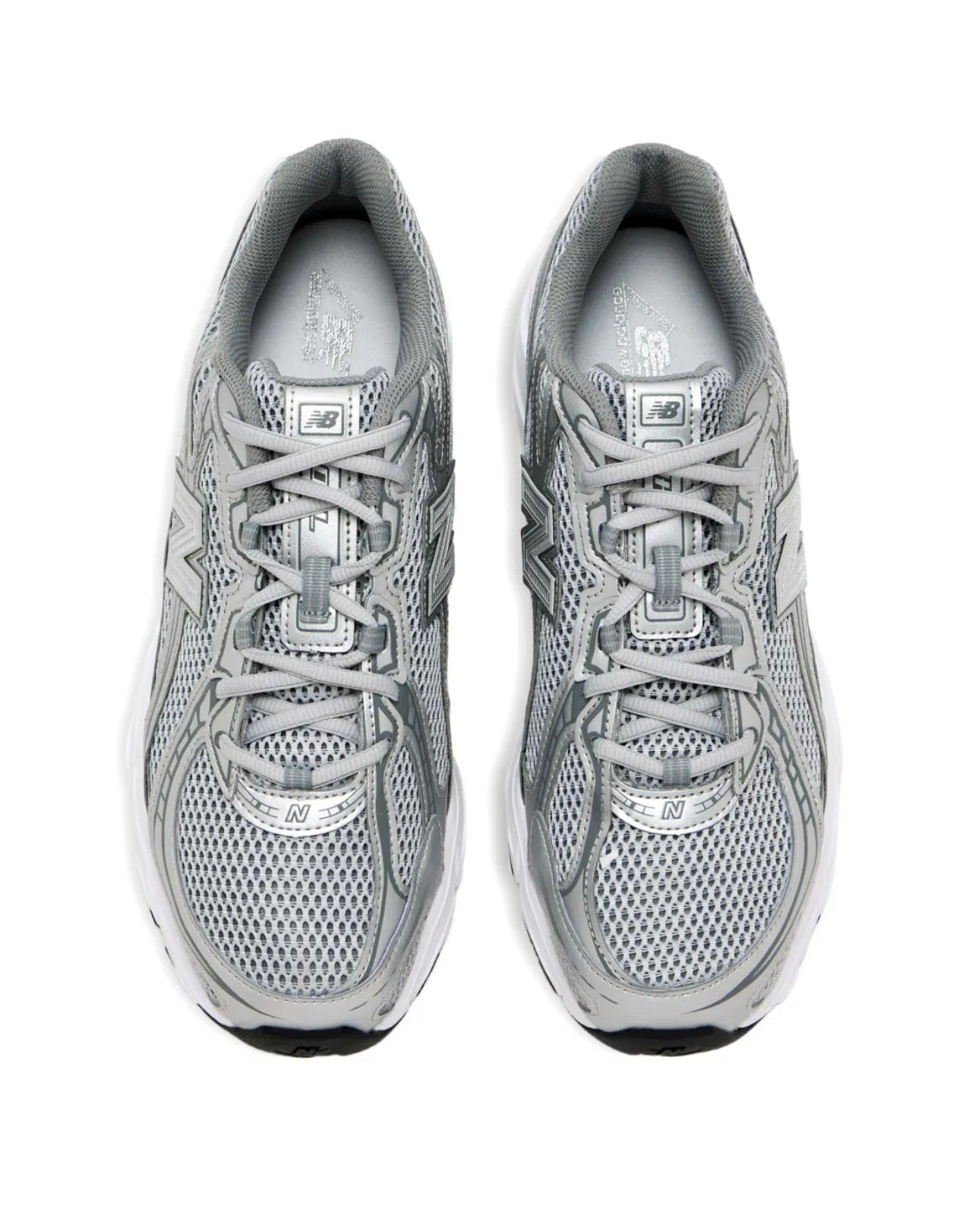 New Balance 740 Silver