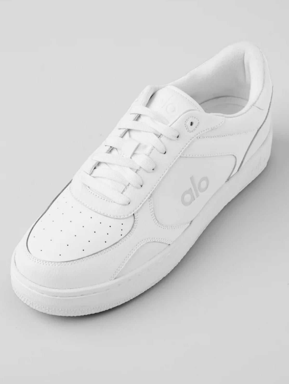 Alo Sneakers White