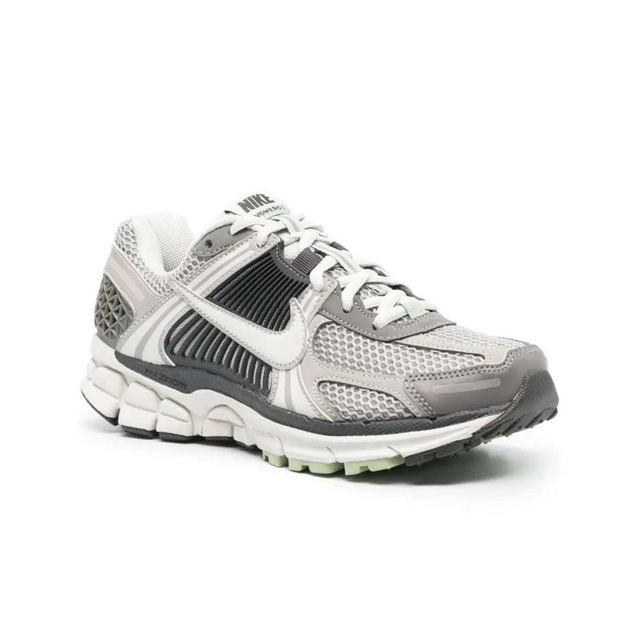 Nike Zoom Vomero 5 Light Grey