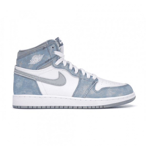 אייר ג'ורדן 1 Hyper Royal