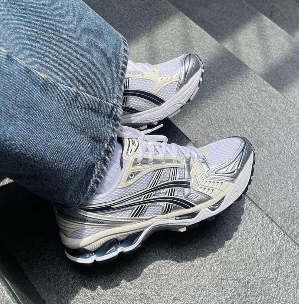ASICS Gel Kayano