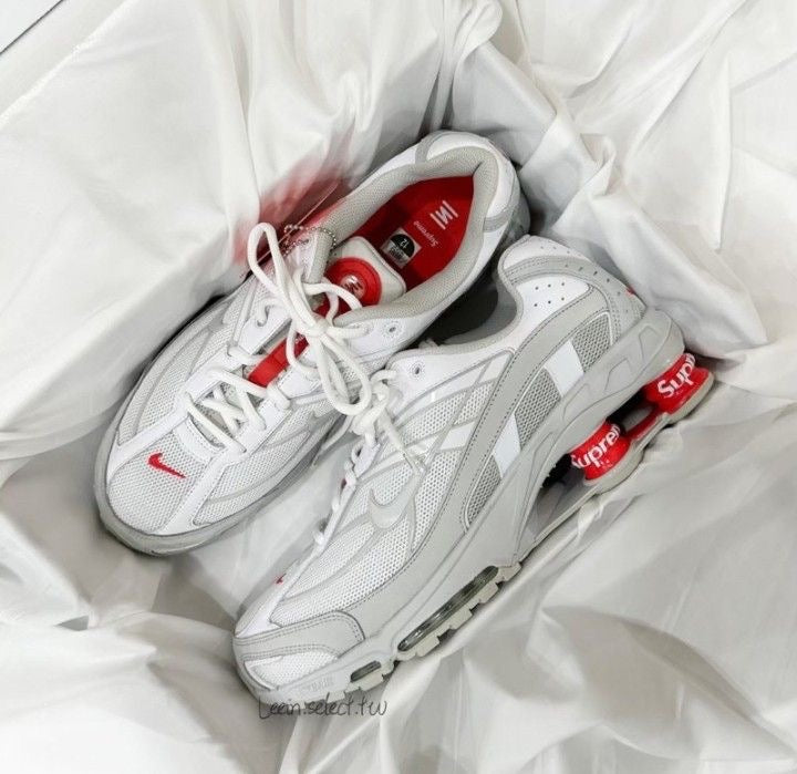 Nike Shox R4