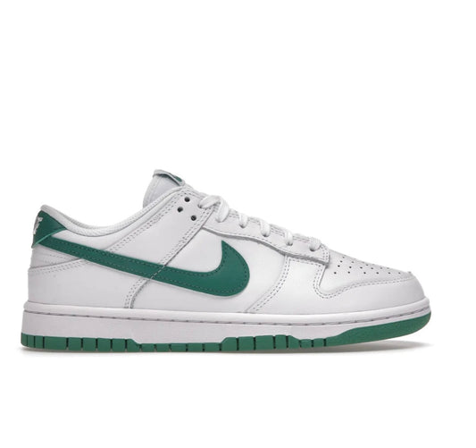 Dunk Low לבן ירוק