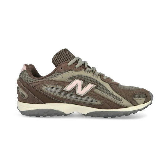 New Balance 204L Brown pink