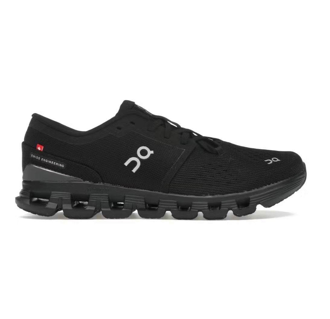 נעלי On Cloud X4 Black מקוריות בעיצוב אופנתי עכשווי לקידום אתר