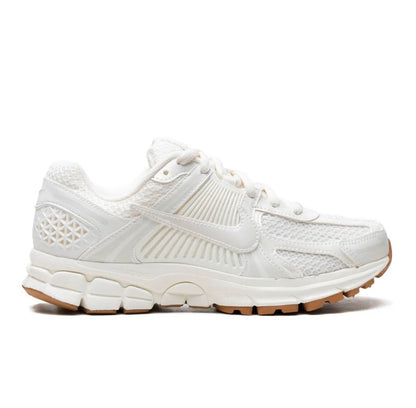 נעלי Nike Zoom Vomero 5 White Beige מקוריות בעיצוב אופנתי עכשווי לקידום אתר