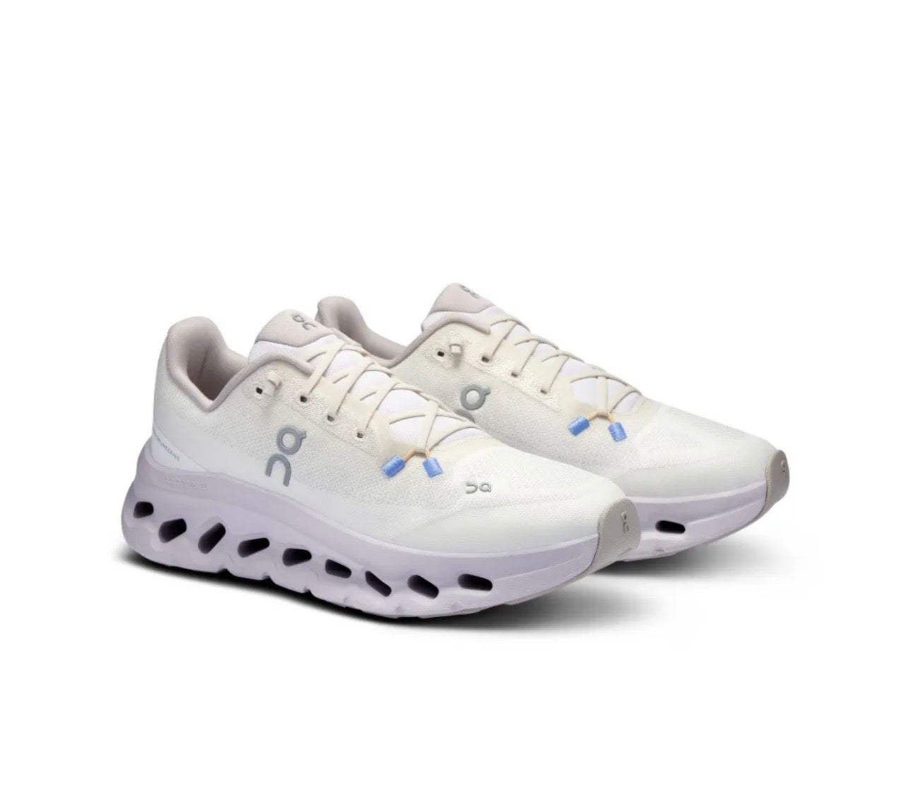 On Cloudtilt white