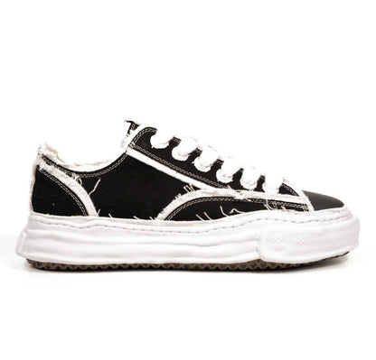 Maison Mihara Black White