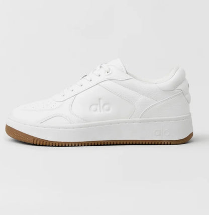 Alo Sneakers White Brown