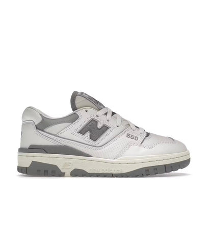 נעלי New Balance 550 white grey מקוריות בעיצוב אופנתי עכשווי לקידום אתר