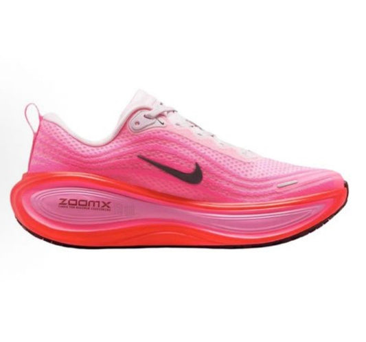 נעלי Nike Vomero Plus Light Pink מקוריות בעיצוב אופנתי עכשווי לקידום אתר