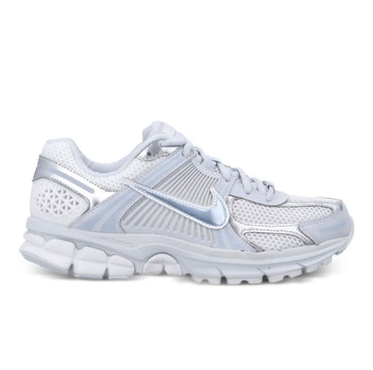 נעלי Nike Zoom Vomero 5 Silver מקוריות בעיצוב אופנתי עכשווי לקידום אתר