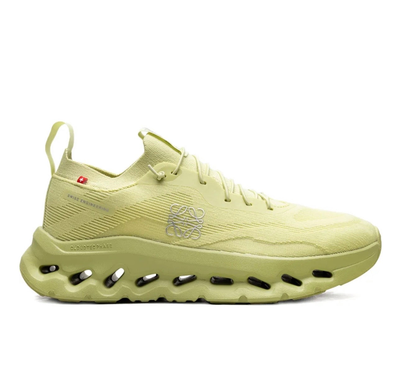 נעלי On Cloudtilt X LOEWE yellow מקוריות בעיצוב אופנתי עכשווי לקידום אתר