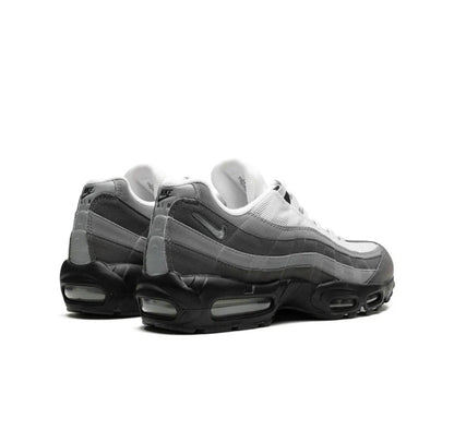Nike air Vapormax 95’ grey white