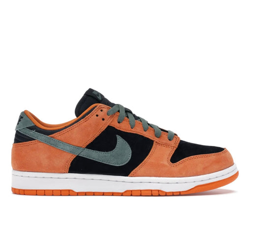 Dunk Low כתום ירוק