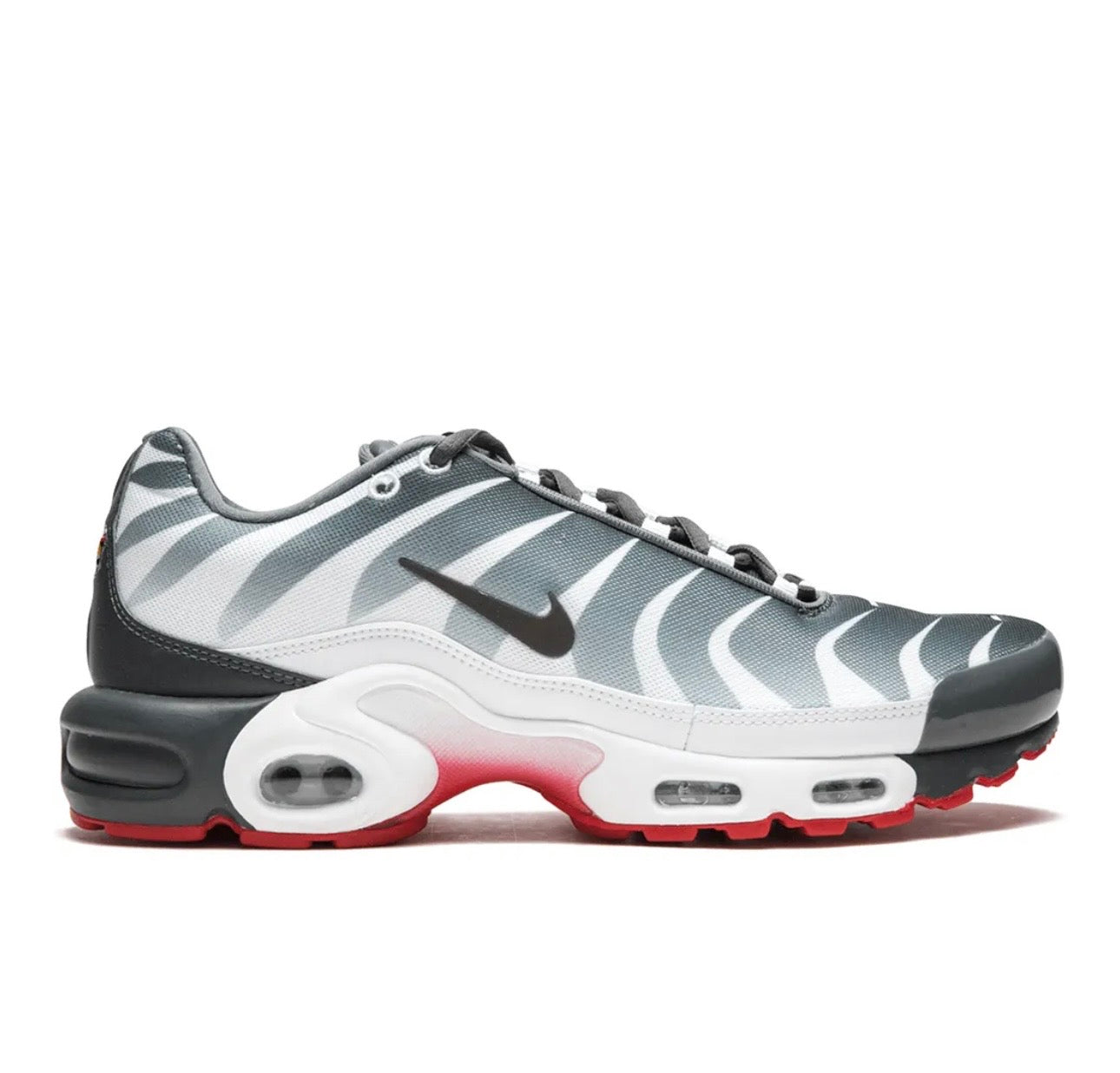 נעלי Nike Vapormax grey white red מקוריות בעיצוב אופנתי עכשווי לקידום אתר