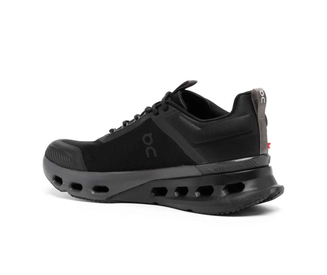 On Cloudnova Black