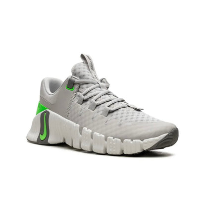 Nike free metcon gray green