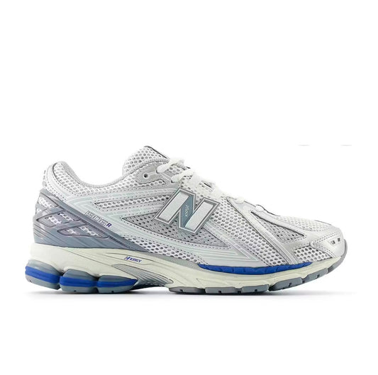 New Balance 1906R
White Silver Metallic Blue