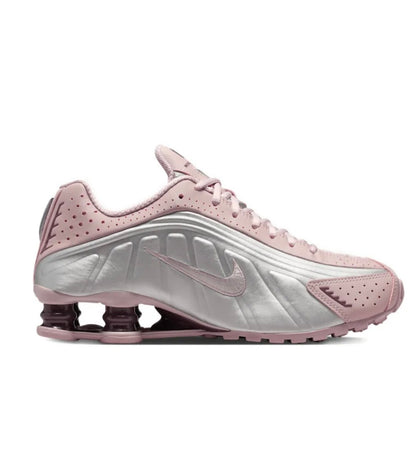 נעלי Nike Shox R4 Silver Pink מקוריות בעיצוב אופנתי עכשווי לקידום אתר