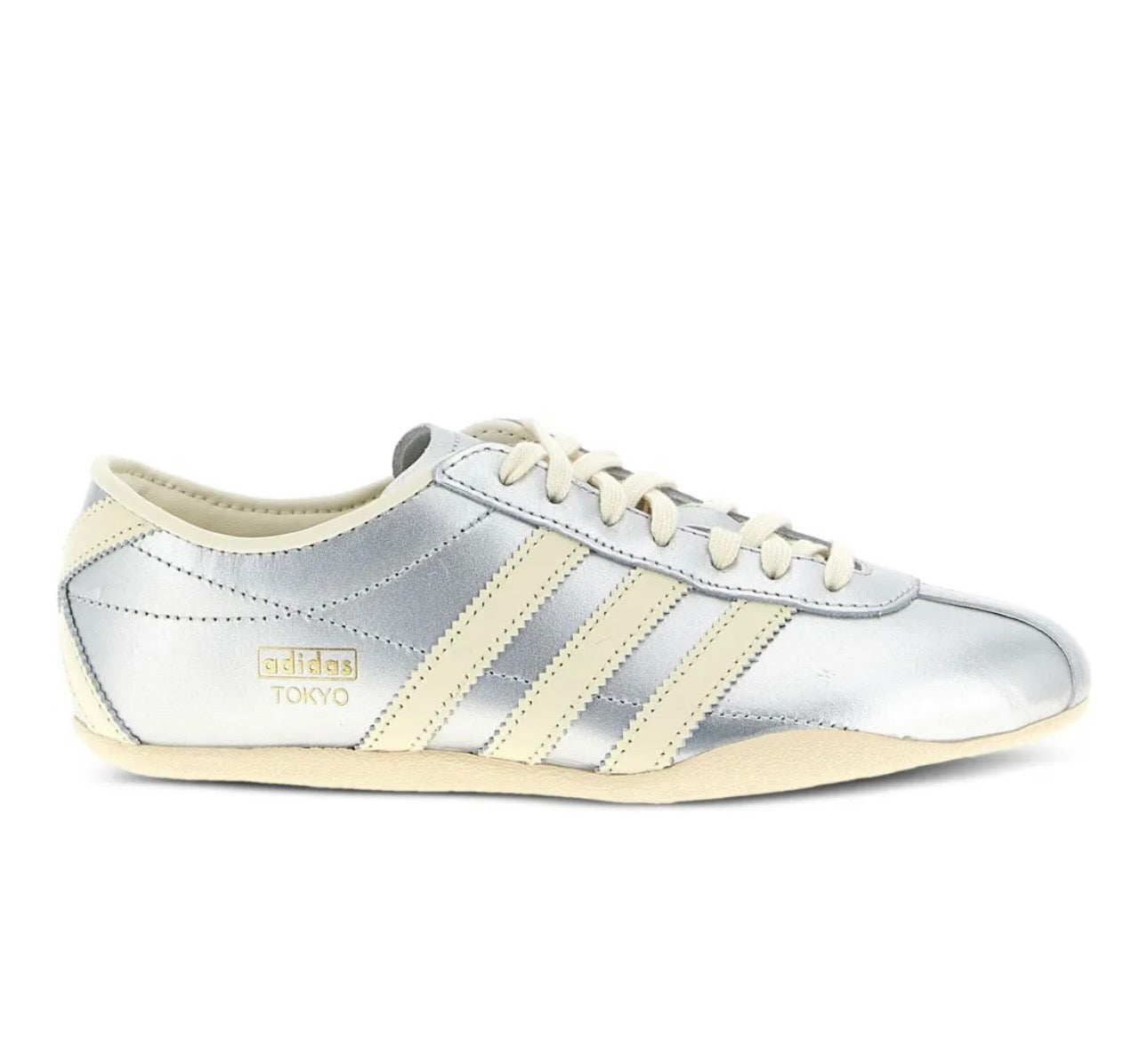 נעלי Adidas Tokyo silver cream מקוריות בעיצוב אופנתי עכשווי לקידום אתר
