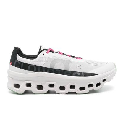 נעלי On Cloud White מקוריות בעיצוב אופנתי עכשווי לקידום אתר