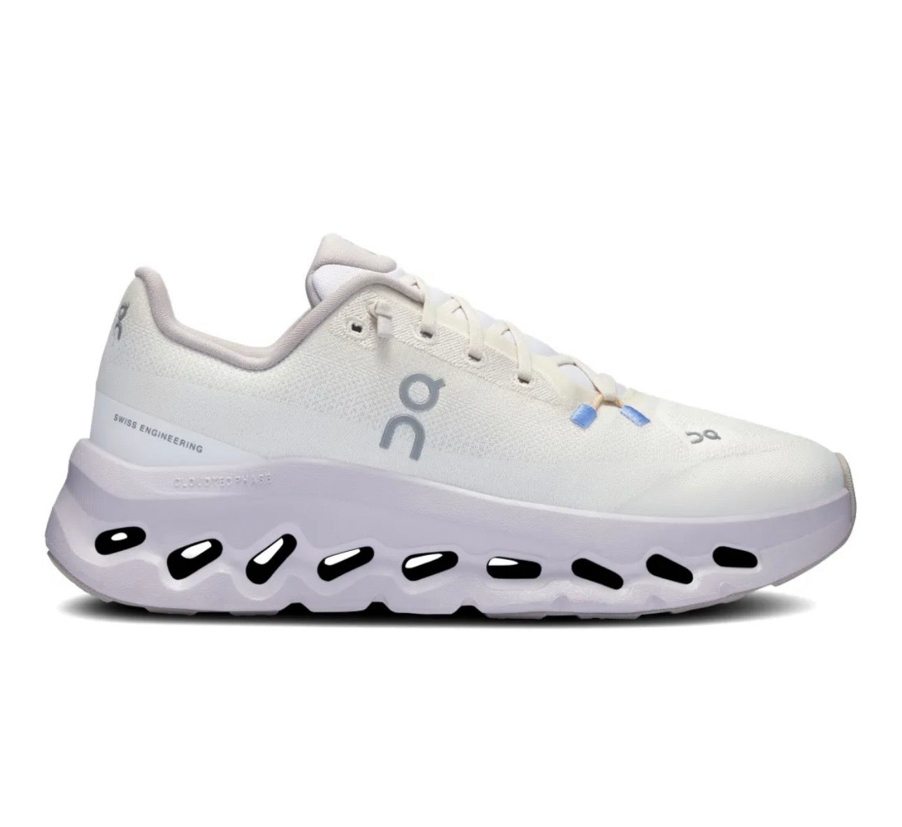 On Cloudtilt white
