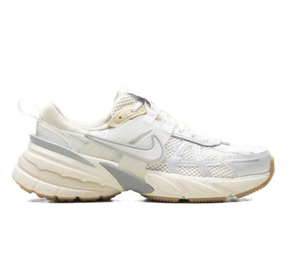 נעלי Nike V2K Cream Grey Beige מקוריות בעיצוב אופנתי עכשווי לקידום אתר