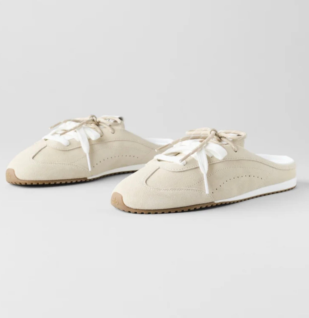 Alo Slippers Beige