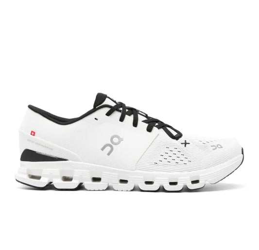 נעלי On cloud 5.0 white black מקוריות בעיצוב אופנתי עכשווי לקידום אתר