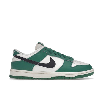 נעלי Nike Dunk Low SE Lottery Pack Malachite Green מקוריות בעיצוב אופנתי עכשווי לקידום אתר