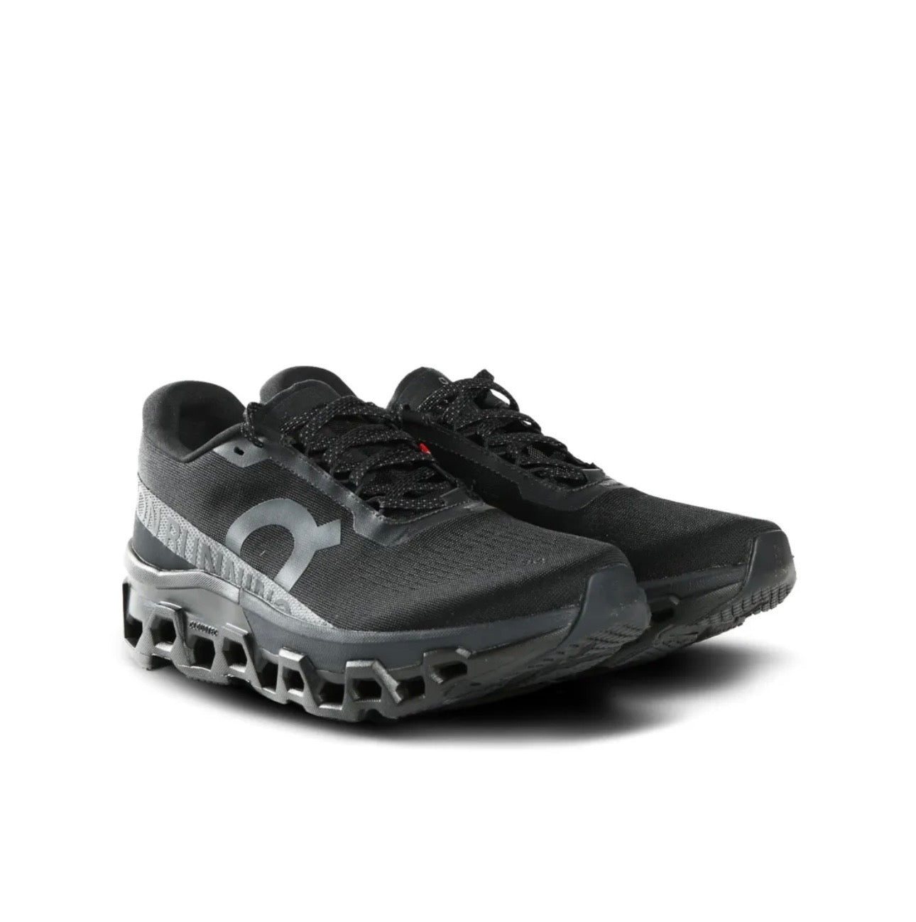 On Cloudmonster black