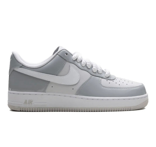 נעלי Nike AIR FORCE 1 Grey מקוריות בעיצוב אופנתי עכשווי לקידום אתר