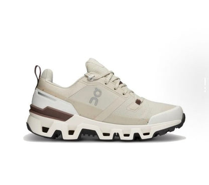 נעלי On Cloudwonder Beige מקוריות בעיצוב אופנתי עכשווי לקידום אתר