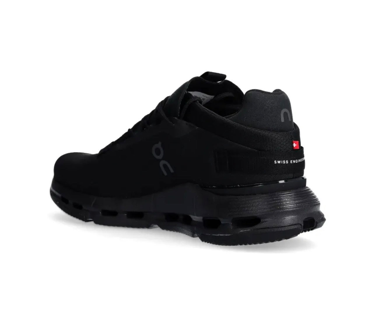 On Cloudnova Black