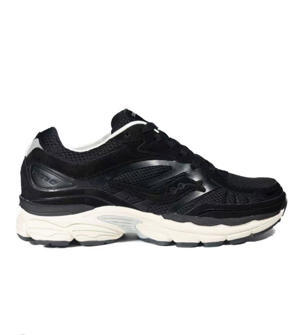 Saucony Omni 9 Black Cream