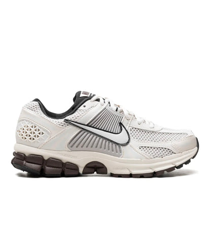 נעלי Nike Zoom Vomero 5 White Black מקוריות בעיצוב אופנתי עכשווי לקידום אתר