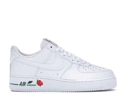 נעלי Nike AIR FORCE 1 מקוריות בעיצוב אופנתי עכשווי לקידום אתר