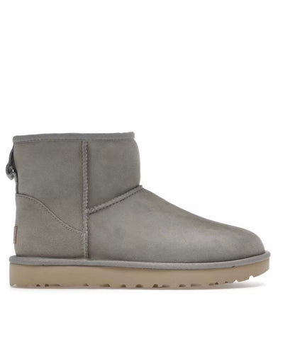 נעלי Ugg classic ultra suede ankle boots light grey מקוריות בעיצוב אופנתי עכשווי לקידום אתר