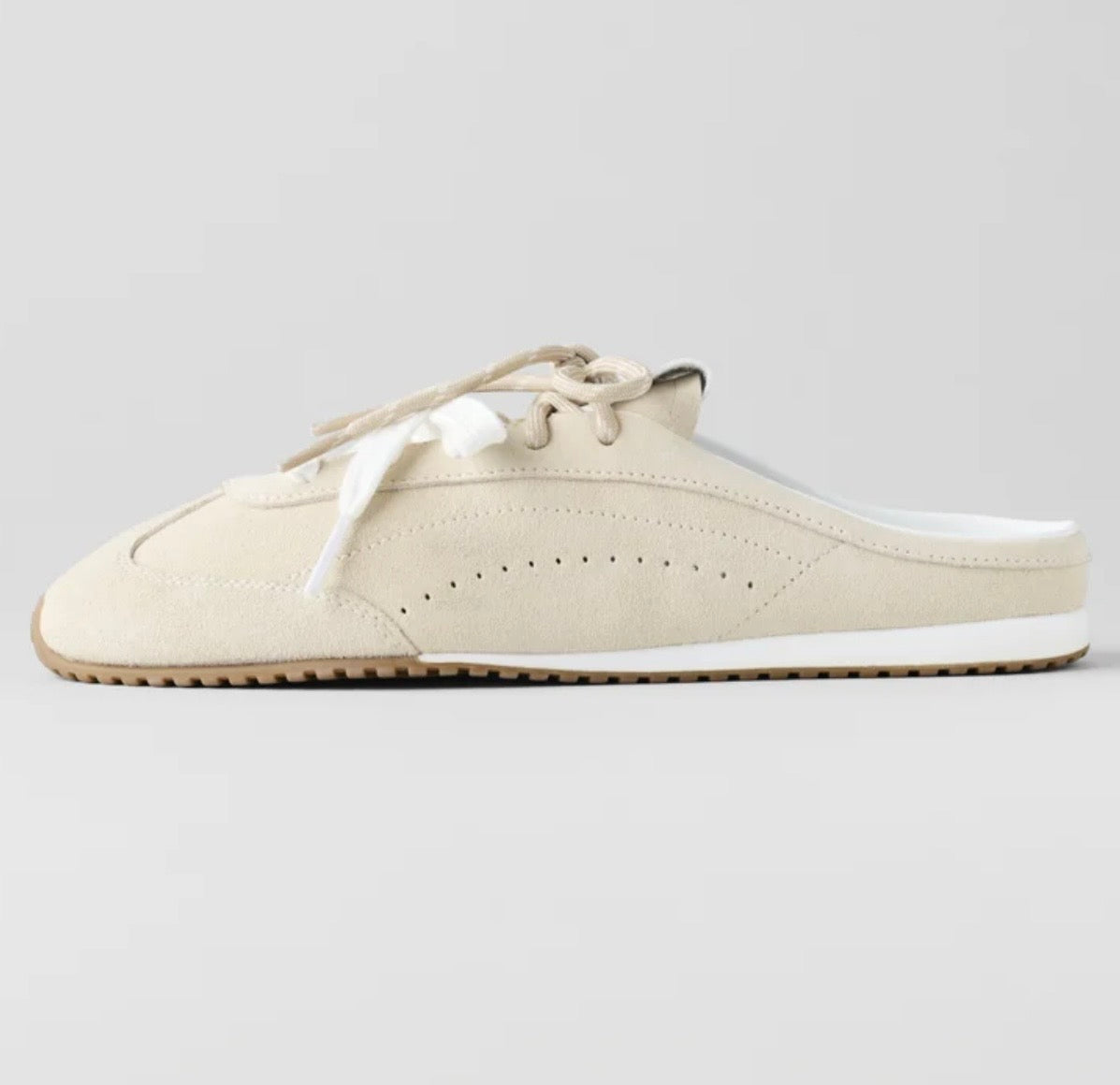 Alo Slippers Beige