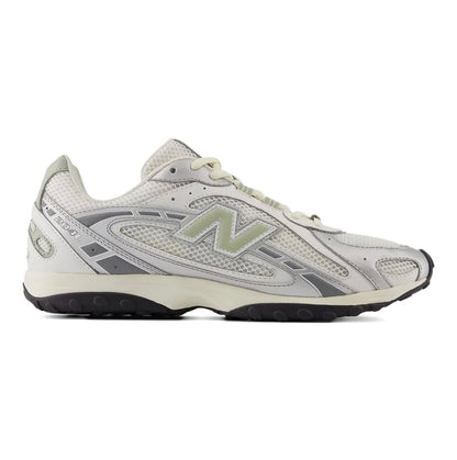 נעלי New Balance 204L mesh silver מקוריות בעיצוב אופנתי עכשווי לקידום אתר