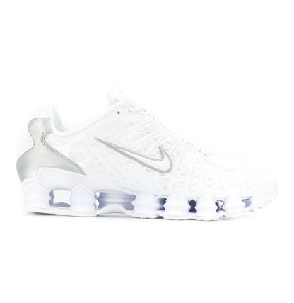 נעלי Nike Shox White grey מקוריות בעיצוב אופנתי עכשווי לקידום אתר