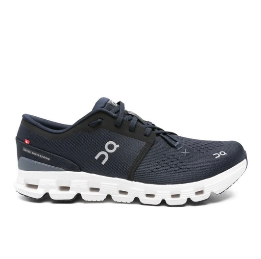 נעלי On cloud 5.0 black white מקוריות בעיצוב אופנתי עכשווי לקידום אתר