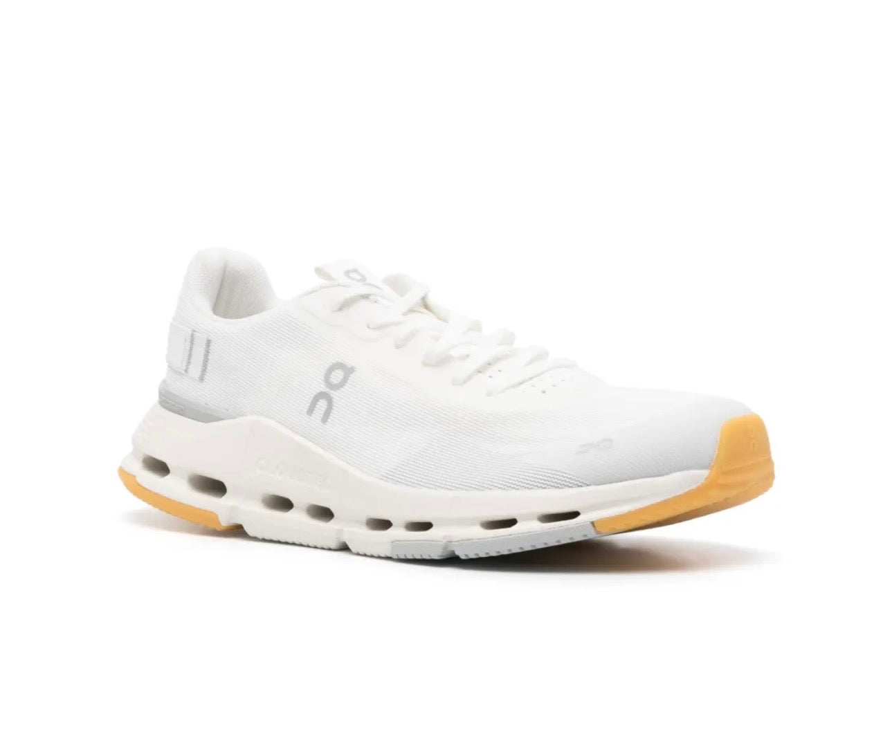 On Cloudnova White