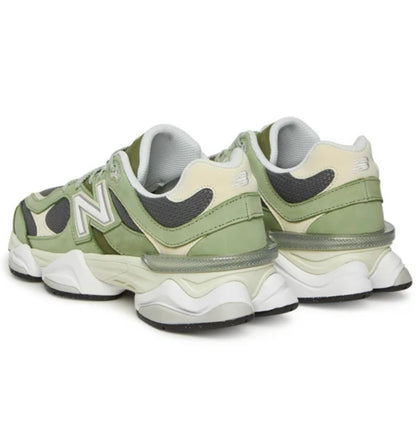 New Balance 9060 Triple Green